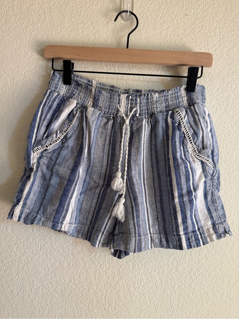 Briggs Blue White Striped Drawstring Coastal Shorts M
